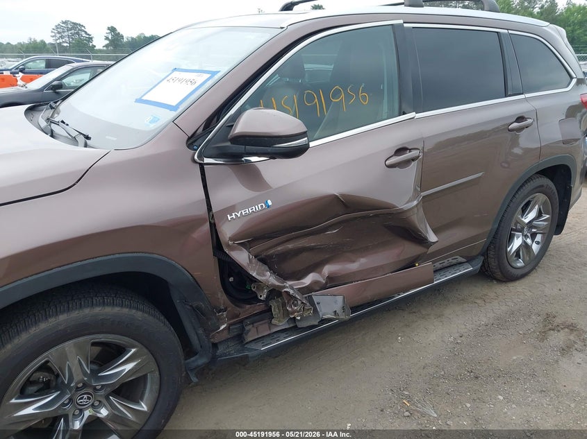 2017 Toyota Highlander VIN 5TDDGRFH8HS021332 IAAI salvage auction — LEFT SIDE, Salvage (Virginia), sold $10,450 on 2026-07-17 (photo 6)