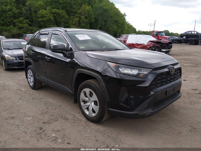 2019 Toyota Rav 4 VIN JTMF1RFV9KJ005953 IAAI salvage auction — SIDE, Salvage Title, sold $6,200 on 2026-07-31 (photo 1)