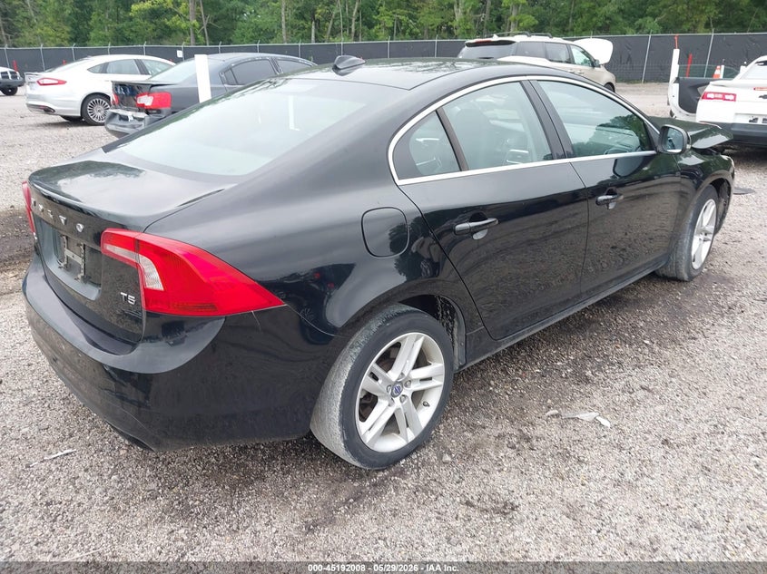 2014 Volvo S60 VIN YV1612FSXE1270943 IAAI salvage auction — FRONT END, Salvage Title, sold $1,250 on 2026-07-15 (photo 4)