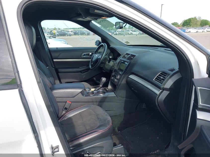2018 Ford Explorer VIN 1FM5K8D89JGB50949 IAAI salvage auction — HAIL, Salvage Title, sold $6,000 on 2026-08-03 (photo 5)