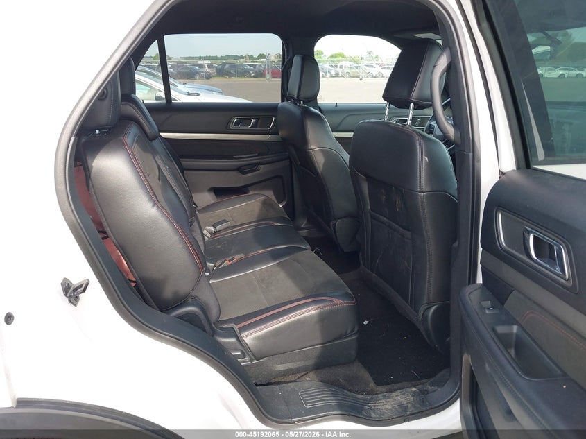 2018 Ford Explorer VIN 1FM5K8D89JGB50949 IAAI salvage auction — HAIL, Salvage Title, sold $6,000 on 2026-08-03 (photo 8)