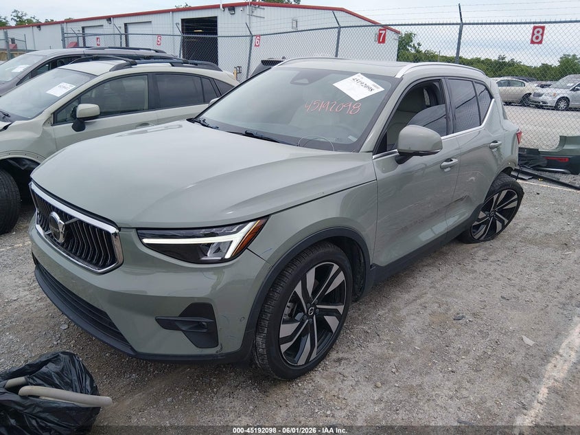 2023 Volvo Xc40 VIN YV4L12UN9P2003230 IAAI salvage auction — LEFT REAR, Salvage Title, sold $13,175 on 2026-08-03 (photo 2)