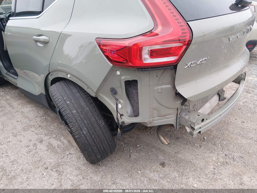 2023 Volvo Xc40 VIN YV4L12UN9P2003230 IAAI salvage auction — LEFT REAR, Salvage Title, sold $13,175 on 2026-08-03 (photo 6)