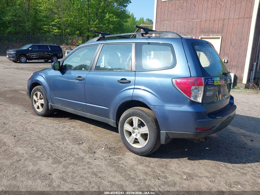 2012 Subaru Forester VIN JF2SHABC4CH441572 IAAI salvage auction — RIGHT FRONT, Salvage (Vermont), sold $400 on 2026-07-16 (photo 3)