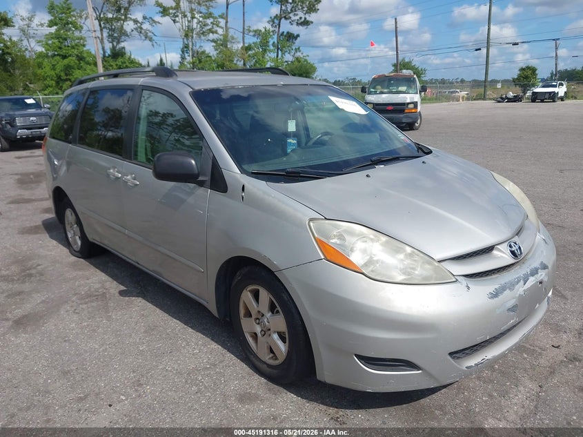 2008 Toyota Sienna VIN 5TDZK23CX8S134025 IAAI salvage auction — NORMAL WEAR, Clear (New York), sold $375 on 2026-07-21 (photo 1)