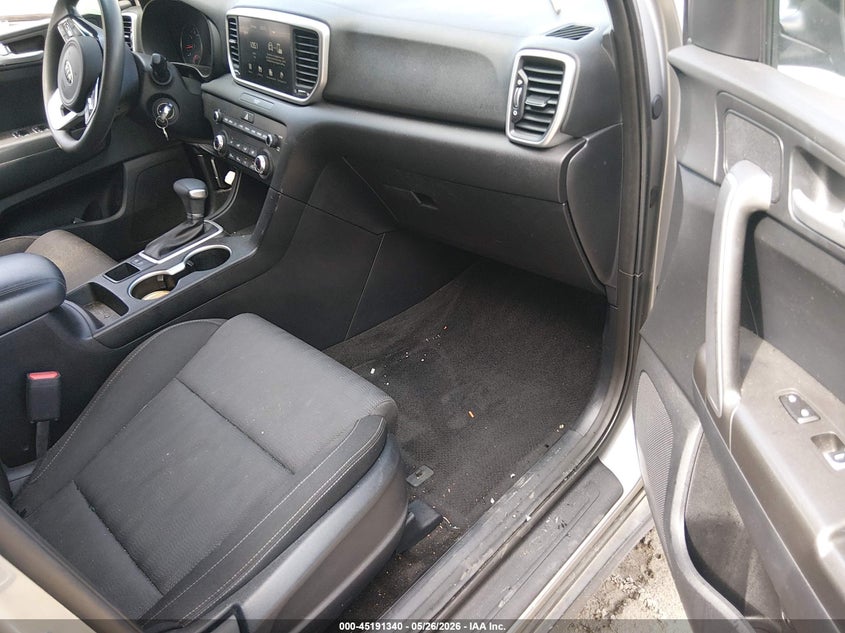 2022 Kia Sportage VIN KNDPM3AC1N7008684 IAAI salvage auction — LEFT SIDE, Salvage (South Carolina), sold $2,200 on 2026-07-21 (photo 5)