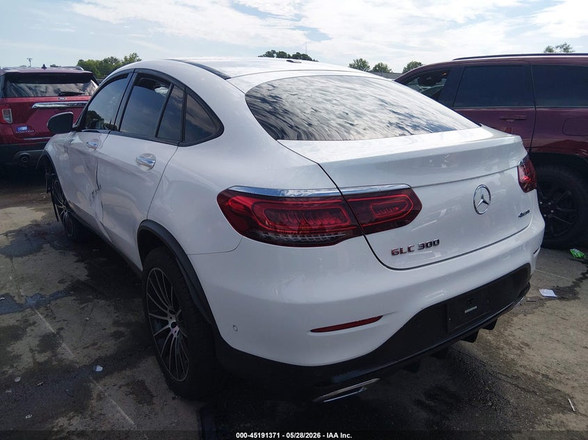 2022 Mercedes-benz Glc VIN W1N0J8EB1NG113484 IAAI salvage auction — LEFT SIDE, Salvage Title, sold $14,200 on 2026-07-29 (photo 3)