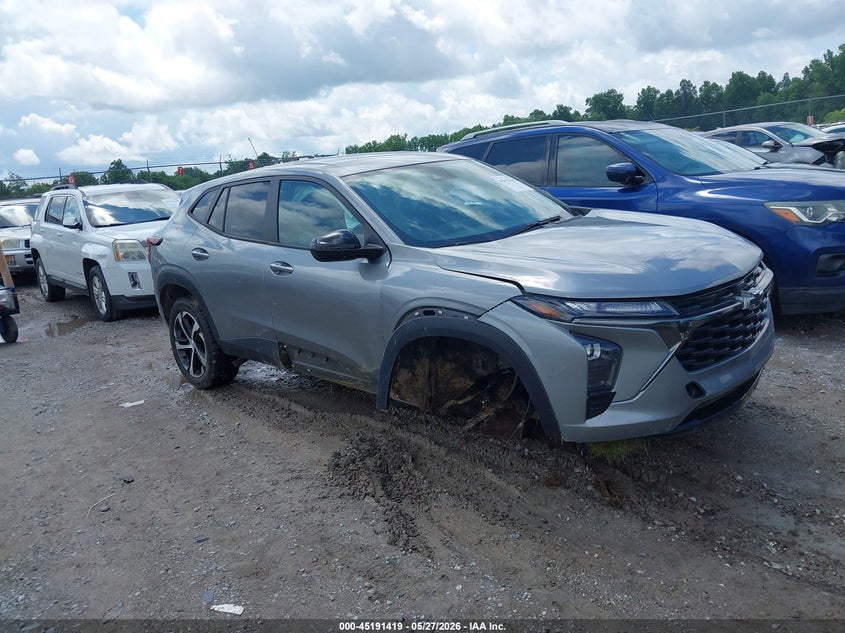 2024 Chevrolet Trax VIN KL77LGE29RC100163 IAAI salvage auction — RIGHT FRONT, Salvage (Kentucky), sold $2,800 on 2026-07-29 (photo 1)