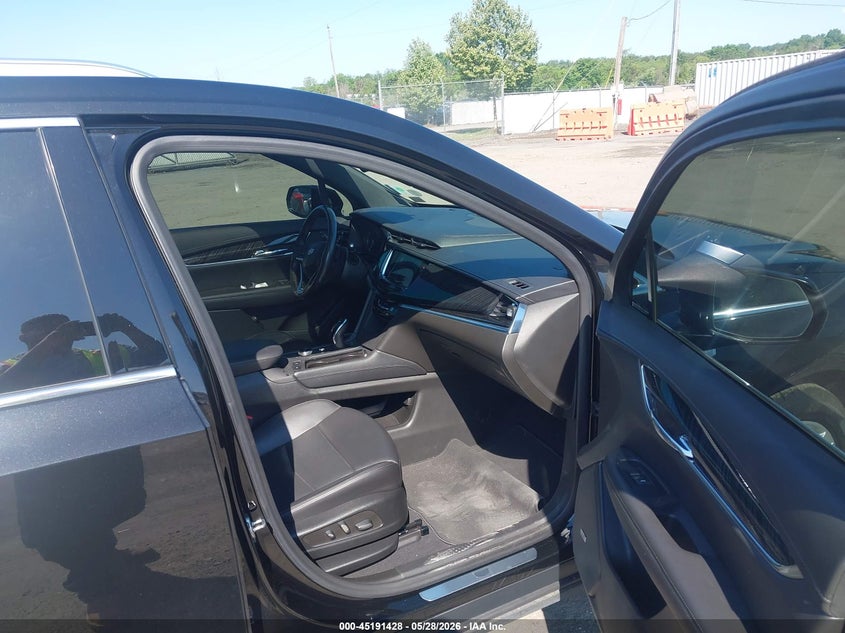 2022 Cadillac Xt6 VIN 1GYKPCRS2NZ129171 IAAI salvage auction — REAR END, Salvage Title, sold $9,500 on 2026-10-20 (photo 5)