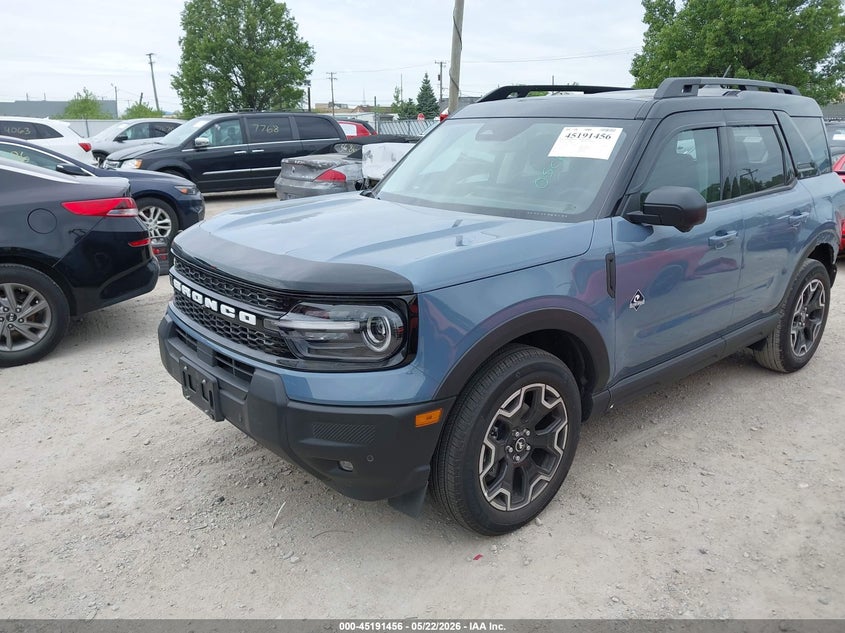 2025 Ford Bronco sport VIN 3FMCR9CN7SRF38059 IAAI salvage auction — REAR END, Salvage (Illinois), sold $9,800 on 2026-07-31 (photo 2)