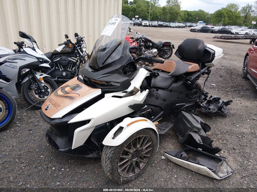 2024 Can-am/ brp Spyder VIN 2BXNBDD23RV004654 IAAI salvage auction — SIDE, Salvage (New Jersey), sold $6,750 on 2026-09-30 (photo 2)