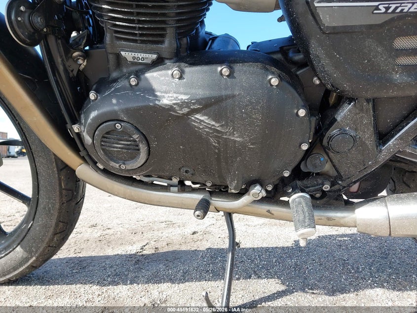 2022 Triumph motorcycle Street VIN SMTD31G71NTAX4443 IAAI salvage auction — SIDE, Rebuildable (Florida), sold $575 on 2026-07-08 (photo 9)