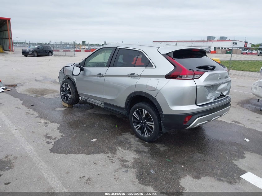 2023 Mitsubishi Eclipse cross VIN JA4ATWAA5PZ028172 IAAI salvage auction — SIDE, Salvage (Illinois), sold $2,850 on 2026-08-23 (photo 3)