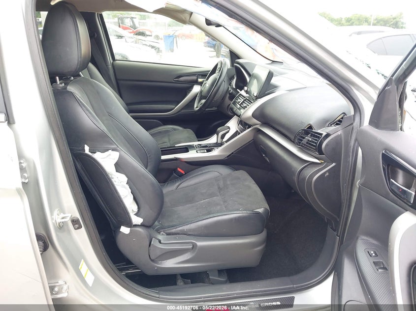 2023 Mitsubishi Eclipse cross VIN JA4ATWAA5PZ028172 IAAI salvage auction — SIDE, Salvage (Illinois), sold $2,850 on 2026-08-23 (photo 5)