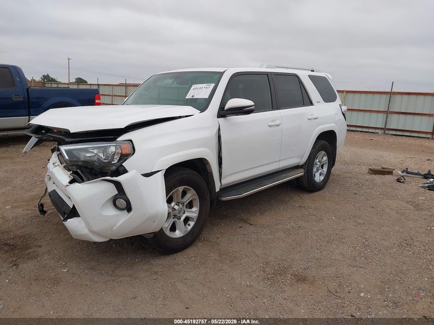 2015 Toyota 4runner VIN JTEZU5JRXF5089508 IAAI salvage auction — RIGHT FRONT, Salvage (Texas), sold $3,700 on 2026-07-29 (photo 2)