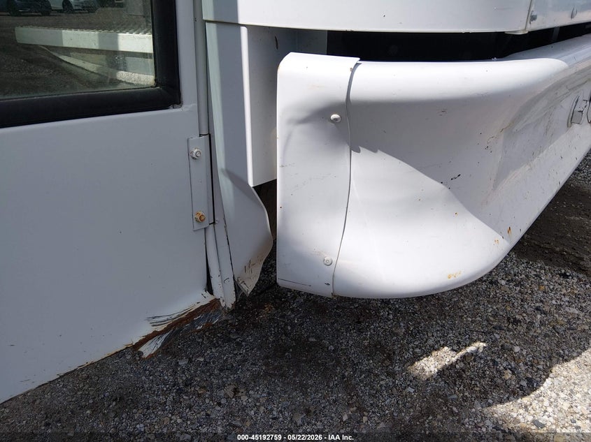 2013 Thomas Transit bus VIN 1T88S2E23D1155241 IAAI salvage auction — SIDE, Sf97 (Texas), sold $16,150 on 2026-07-07 (photo 6)