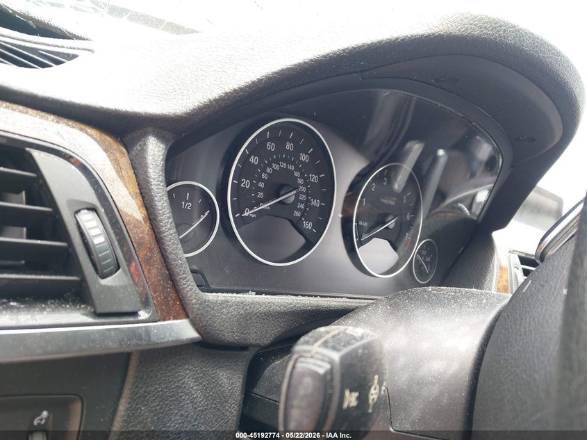 2015 BMW 3er VIN WBA8Z5C57FD672195 IAAI salvage auction — ROLLOVER, Salvage (Illinois), sold $425 on 2026-07-08 (photo 7)