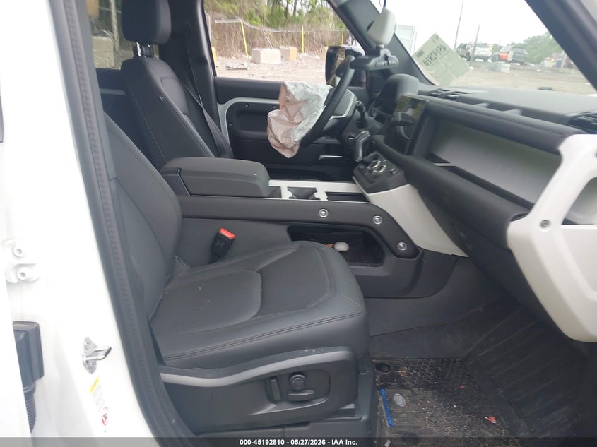 2025 Land rover Defender VIN SALEJ7EUXS2435082 IAAI salvage auction — FRONT END, Salvage Title, sold $24,300 on 2026-07-06 (photo 5)