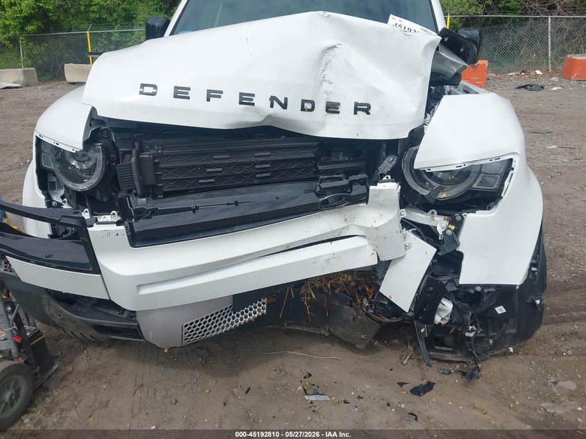 2025 Land rover Defender VIN SALEJ7EUXS2435082 IAAI salvage auction — FRONT END, Salvage Title, sold $24,300 on 2026-07-06 (photo 6)