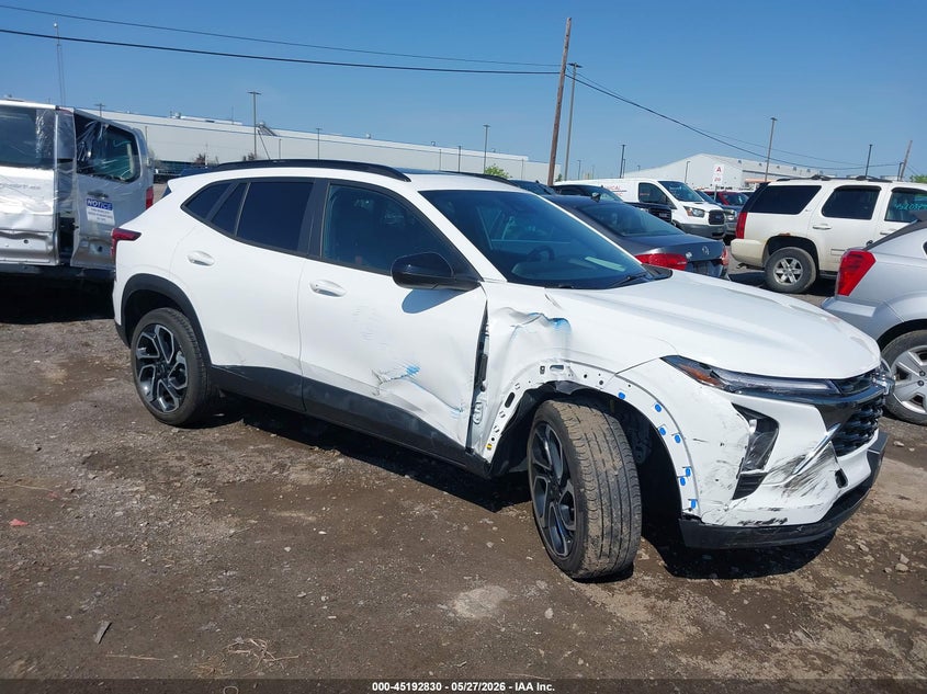 2024 Chevrolet Trax VIN KL77LJE26RC114874 IAAI salvage auction — RIGHT FRONT, Salvage Title, sold $8,000 on 2026-08-02 (photo 1)