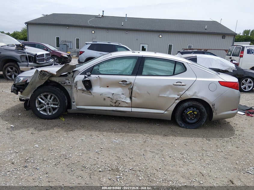 2011 Kia Optima VIN KNAGM4A71B5162633 IAAI salvage auction — NORMAL WEAR, Original (Ohio), sold $425 on 2026-07-29 (photo 6)