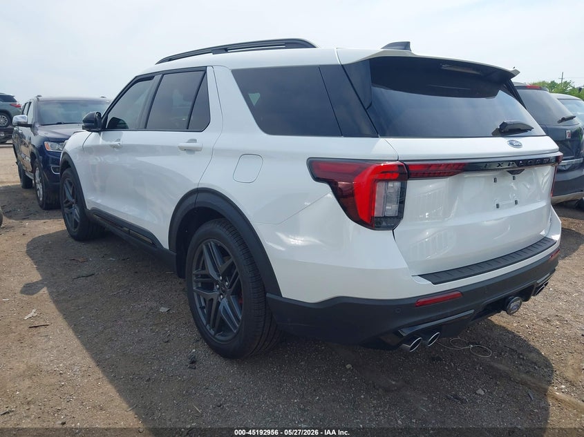 2026 Ford Explorer VIN 1FMWK8GCXTGA21335 IAAI salvage auction — SIDE, Clear (Michigan), sold $16,100 on 2026-07-30 (photo 3)