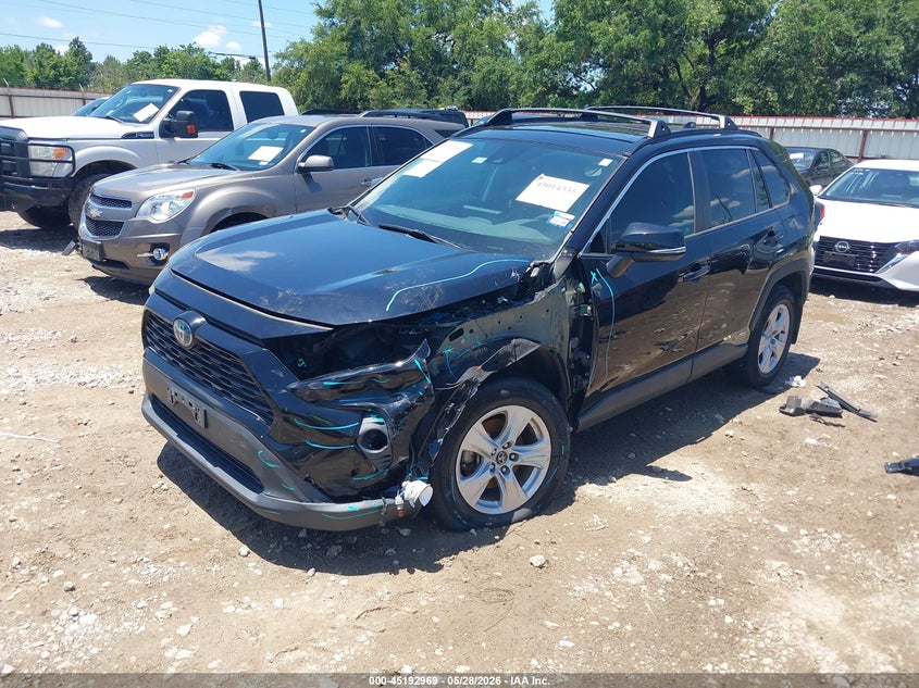2021 Toyota Rav 4 VIN 4T3R6RFV2MU014691 IAAI salvage auction — LEFT FRONT, Salvage Title, sold $8,900 on 2026-07-23 (photo 2)