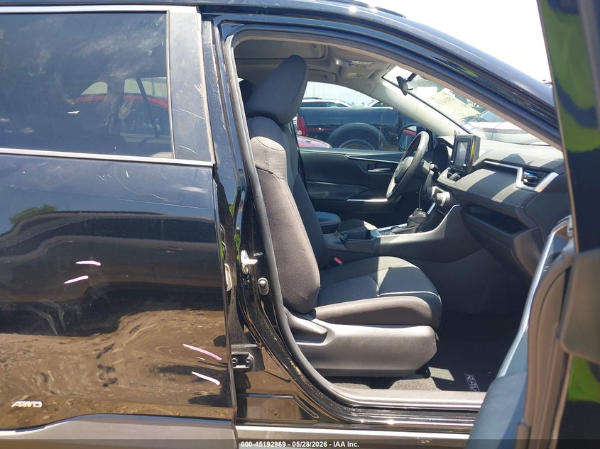 2021 Toyota Rav 4 VIN 4T3R6RFV2MU014691 IAAI salvage auction — LEFT FRONT, Salvage Title, sold $8,900 on 2026-07-23 (photo 5)