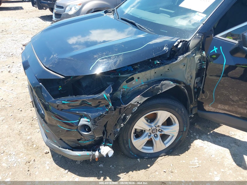 2021 Toyota Rav 4 VIN 4T3R6RFV2MU014691 IAAI salvage auction — LEFT FRONT, Salvage Title, sold $8,900 on 2026-07-23 (photo 6)