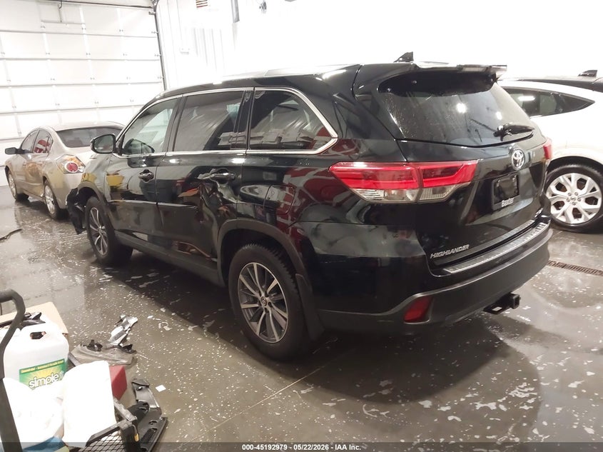 2019 Toyota Highlander VIN 5TDJZRFH9KS616890 IAAI salvage auction — FRONT END, Salvage (Nebraska), sold $12,100 on 2026-07-09 (photo 3)