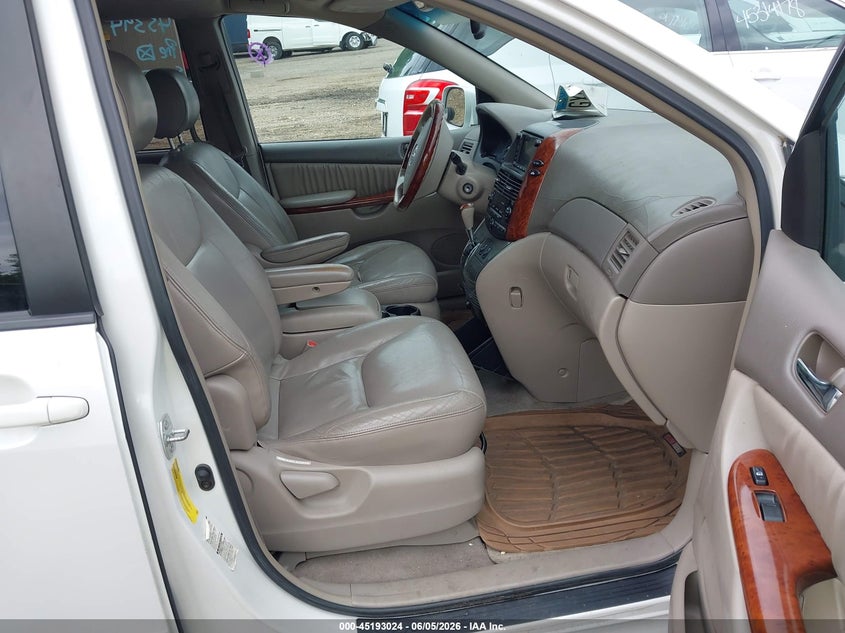 2004 Toyota Sienna VIN 5TDBA22C54S025391 IAAI salvage auction — LEFT SIDE, Prior Salvage (Minnesota), sold $25 on 2026-07-29 (photo 5)