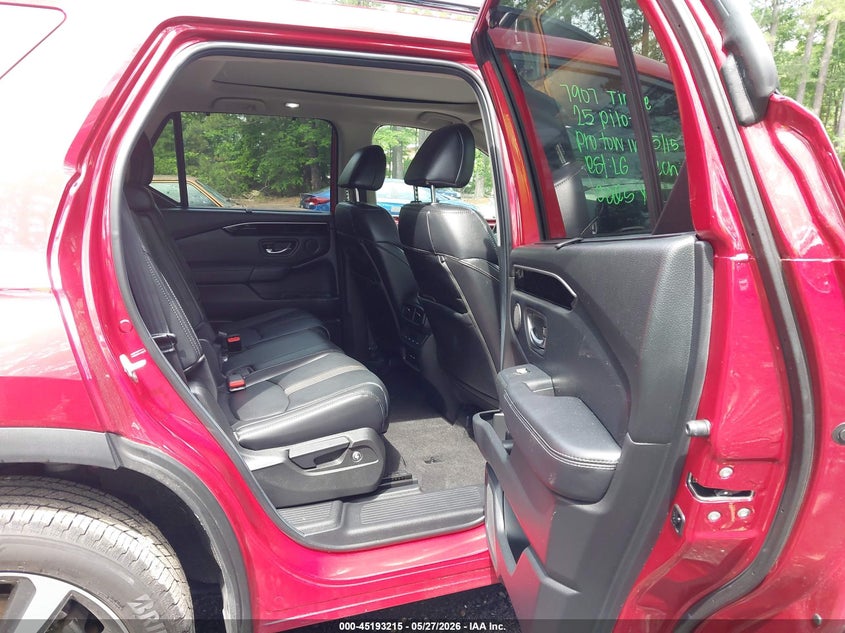 2025 Honda Pilot VIN 5FNYG1H71SB017223 IAAI salvage auction — FRONT END, Salvage - 75% Or Less (Maryland), sold $15,000 on 2026-07-28 (photo 8)