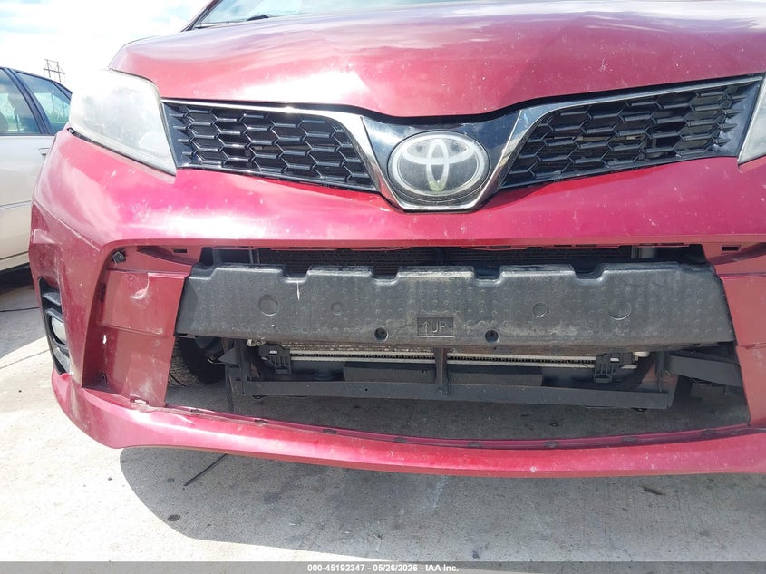 2019 Toyota Sienna VIN 5TDXZ3DC2KS985198 IAAI salvage auction — FRONT END, Salvage Title, sold $4,150 on 2026-07-17 (photo 6)