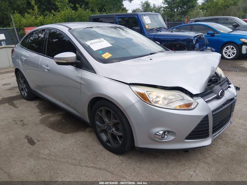 2014 Ford Focus VIN 1FADP3F20EL241186 IAAI salvage auction — FRONT END, Salvage Title, sold $575 on 2026-07-22 (photo 1)