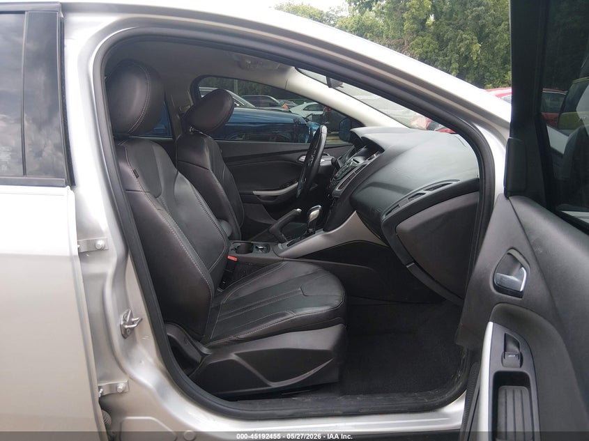 2014 Ford Focus VIN 1FADP3F20EL241186 IAAI salvage auction — FRONT END, Salvage Title, sold $575 on 2026-07-22 (photo 5)