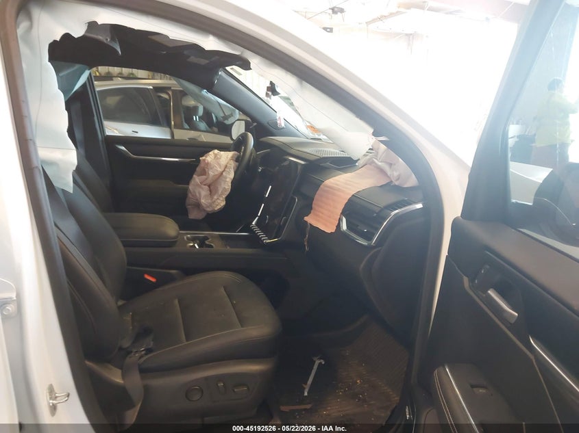 2024 Gmc Acadia VIN 1GKENNKS5RJ218403 IAAI salvage auction — BIOHAZARD/CHEMICAL, Scrap (Michigan), sold $6,600 on 2026-07-19 (photo 5)