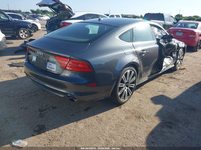 2012 Audi A7 VIN WAU2GAFC5CN113605 IAAI salvage auction — RIGHT SIDE, Salvage Title, sold $1,300 on 2026-07-29 (photo 4)