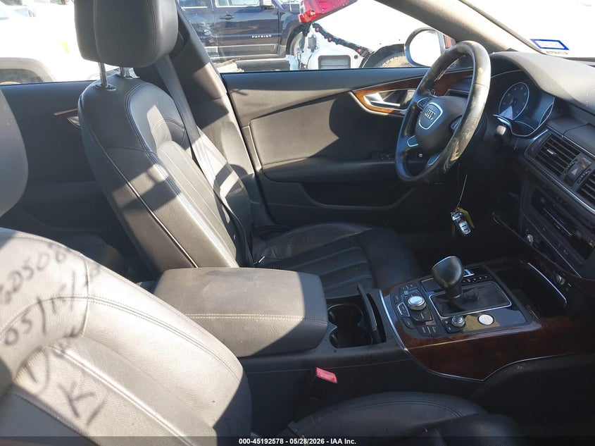 2012 Audi A7 VIN WAU2GAFC5CN113605 IAAI salvage auction — RIGHT SIDE, Salvage Title, sold $1,300 on 2026-07-29 (photo 5)