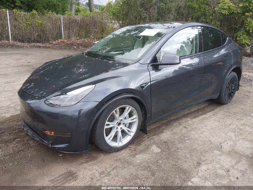 2024 Tesla Model y VIN 7SAYGDED0RF093475 IAAI salvage auction — RIGHT FRONT, Salvage (Rhode Island), sold $9,800 on 2026-07-09 (photo 2)