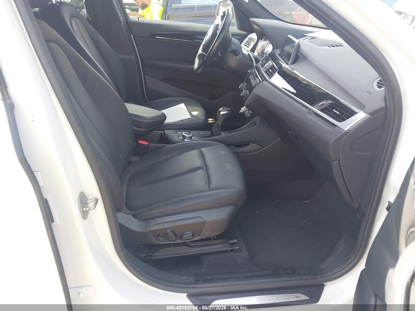 2019 BMW X1 VIN WBXHT3C50K5L37117 IAAI salvage auction — ENGINE DAMAGE, Salvage Title, sold $4,700 on 2026-07-28 (photo 5)