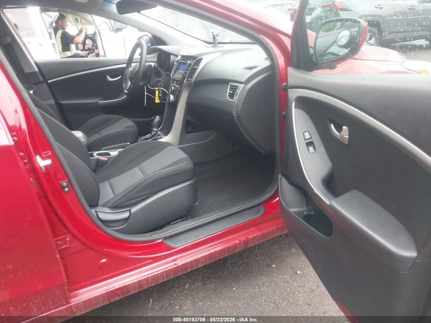 2017 Hyundai Elantra VIN KMHD35LH0HU377094 IAAI salvage auction — REAR END, Salvage - Greater Than 75% (Maryland), sold $1,150 on 2026-07-28 (photo 5)