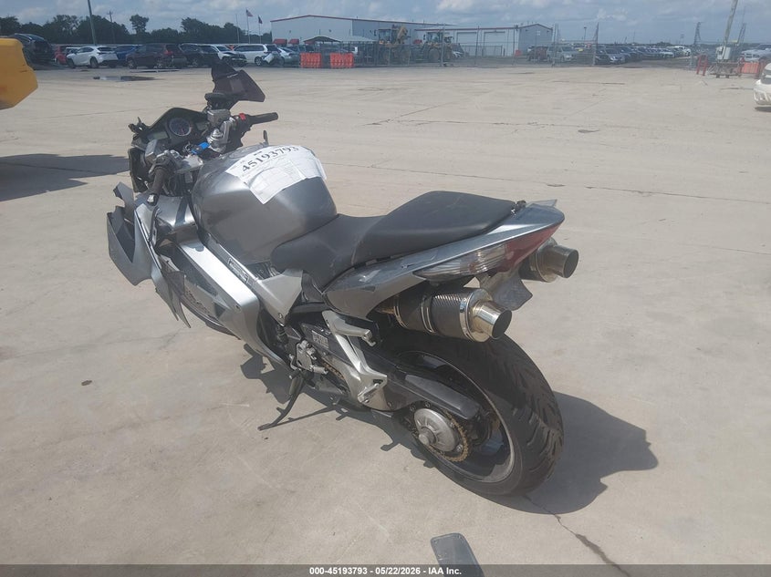 2008 Honda Vfr800 VIN JH2RC46088M000031 IAAI salvage auction — FRONT END, Salvage (Texas), sold $725 on 2026-07-22 (photo 3)