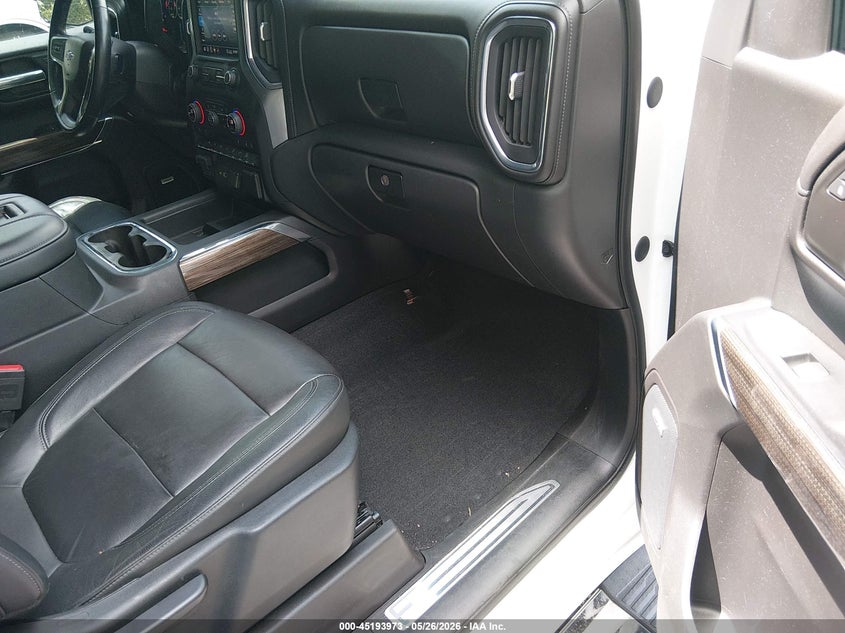 2020 Chevrolet Silverado VIN 3GCPYFED1LG371223 IAAI salvage auction — SIDE, Salvage (South Carolina), sold $8,100 on 2026-08-01 (photo 5)