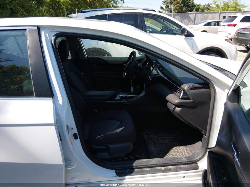 2019 Toyota Camry VIN 4T1B11HK0KU697713 IAAI salvage auction — UNKNOWN, Clear (Wisconsin), sold $5,200 on 2026-07-22 (photo 5)