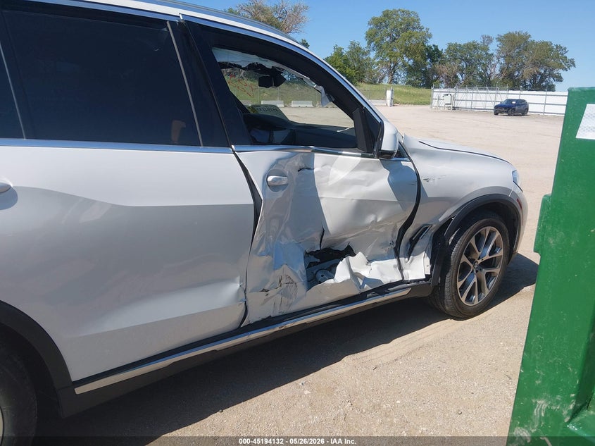 2023 BMW X5 VIN 5UXCR6C09P9R75988 IAAI salvage auction — RIGHT SIDE, Salvage Title, sold $23,950 on 2026-07-13 (photo 6)