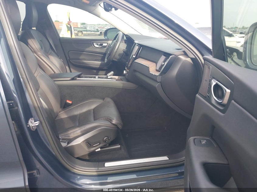 2023 Volvo Xc60 VIN YV4L12DA9P1197812 IAAI salvage auction — FRONT END, Salvage Title, sold $15,700 on 2026-08-15 (photo 5)