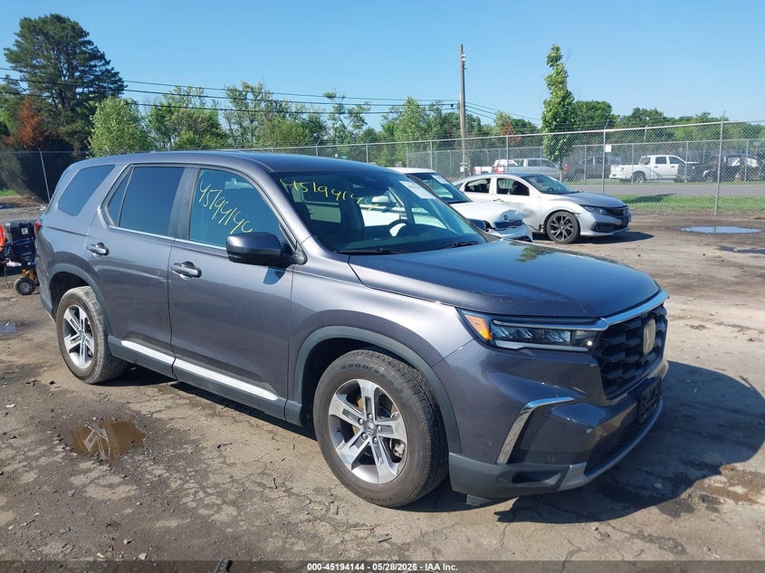 2024 Honda Pilot VIN 5FNYG1H51RB049503 IAAI salvage auction — FRONT END, Salvage Title, sold $12,600 on 2026-07-31 (photo 1)