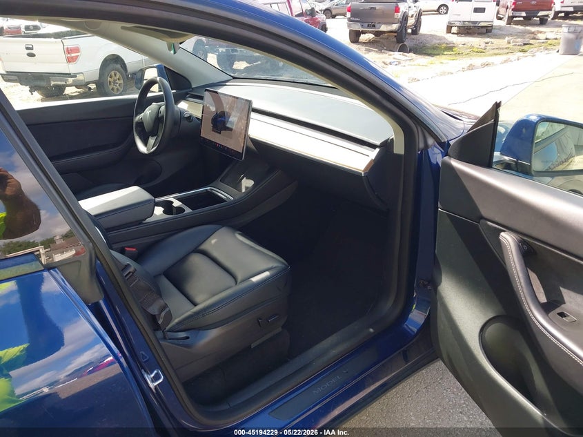 2022 Tesla Model y VIN 7SAYGDEF6NF382419 IAAI salvage auction — REAR END, Rebuildable (Florida), sold $11,950 on 2026-07-09 (photo 5)