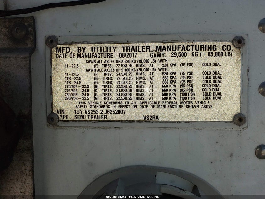 2018 Utility trailer mfg Unknown VIN 1UYVS2532J6252007 IAAI salvage auction — SIDE, Salvage (Illinois), sold $10,600 on 2026-08-26 (photo 9)