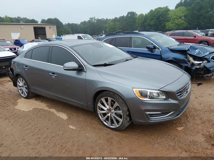 2018 Volvo VIN LYV402TMXJB158605 IAAI salvage auction — REAR END, Salvage (North Carolina), sold $1,650 on 2026-07-06 (photo 1)